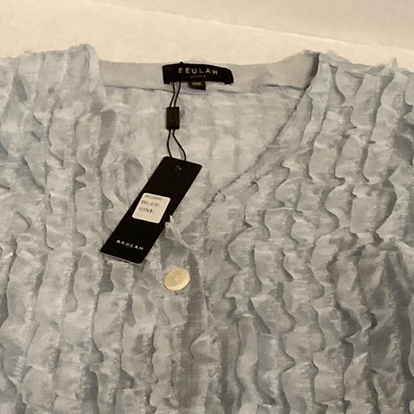 Beulah ruffled blouse NOTE missing button size one - Picture 4 of 13